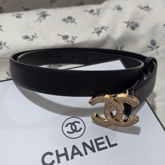 Chanel Black Leather Belt with Gold CC Buckle - Picture 1 of 5
